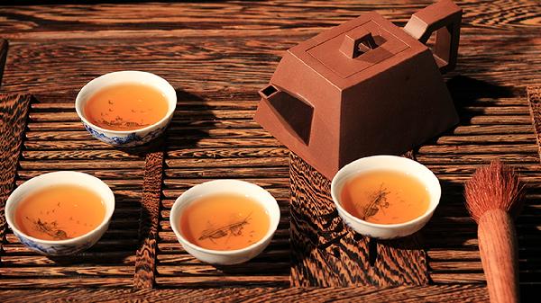 馬桶上的茶漬怎么去掉